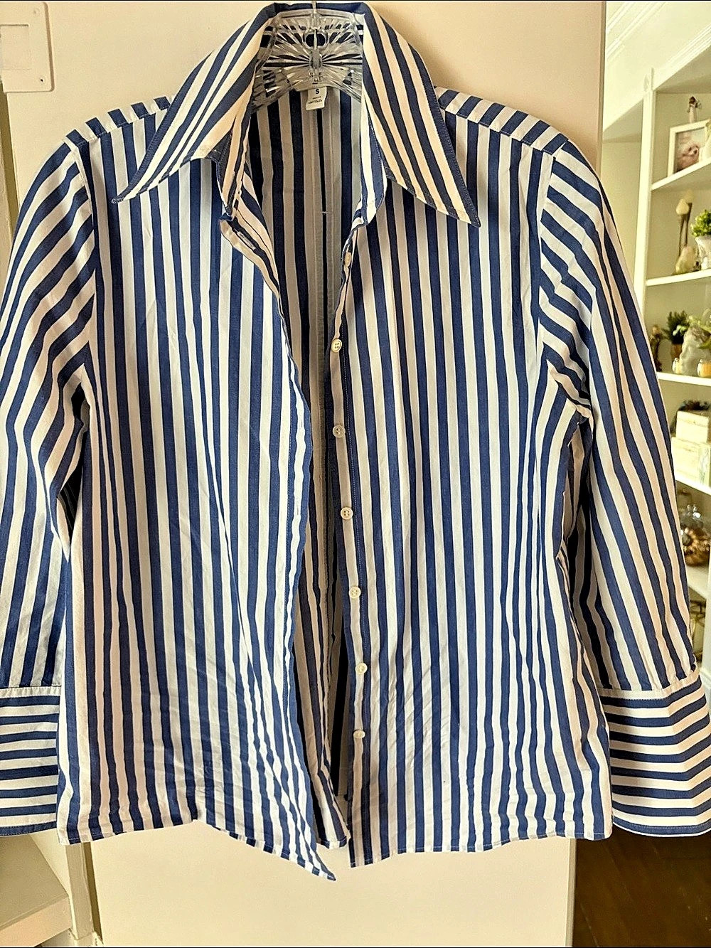 BR Striped Button Down Shirt Blue & White Small